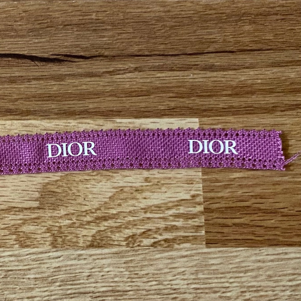 Dior Fuchsia Ribbon - Picture 2 of 6